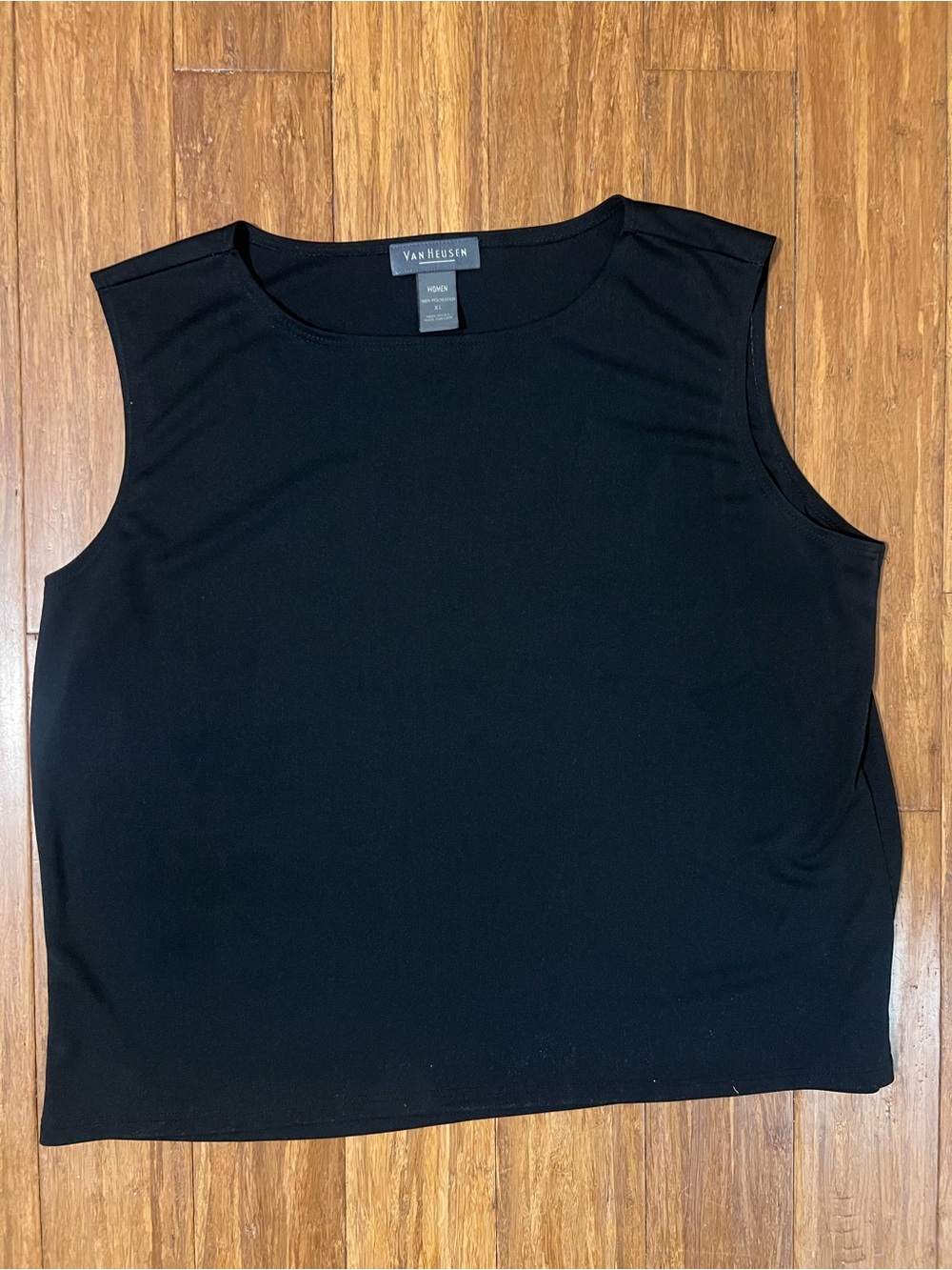 Van Heusen Black Sleeveless Crewneck Tank Top